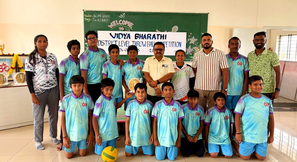 Vidya Bharati District level Throwball Competition in JGRVK – Ramamurthy Nagar (2)