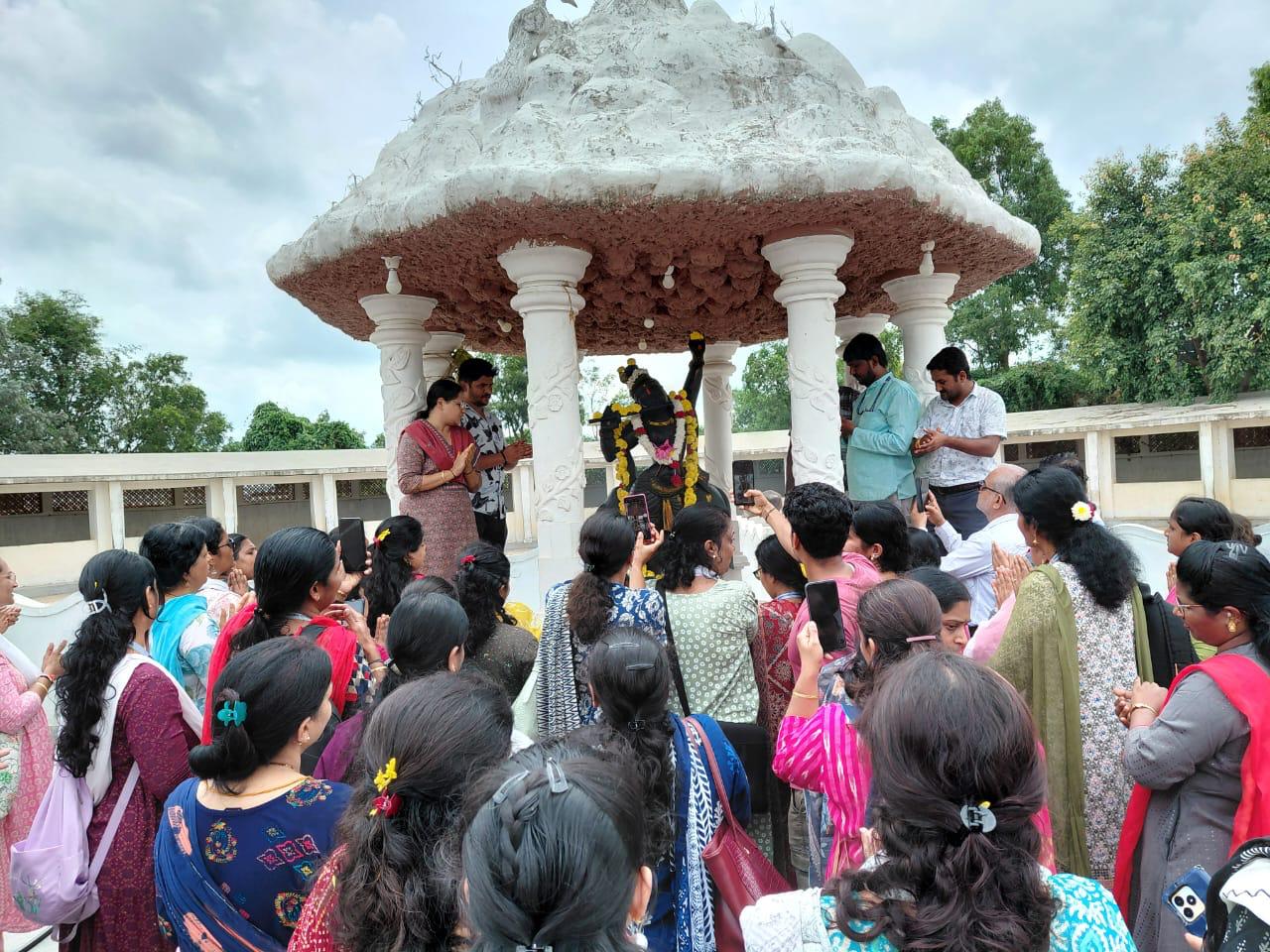 Visit of Rashtrotthana Project by Teachers of JGRVK – Ramamurthy Nagar (6)