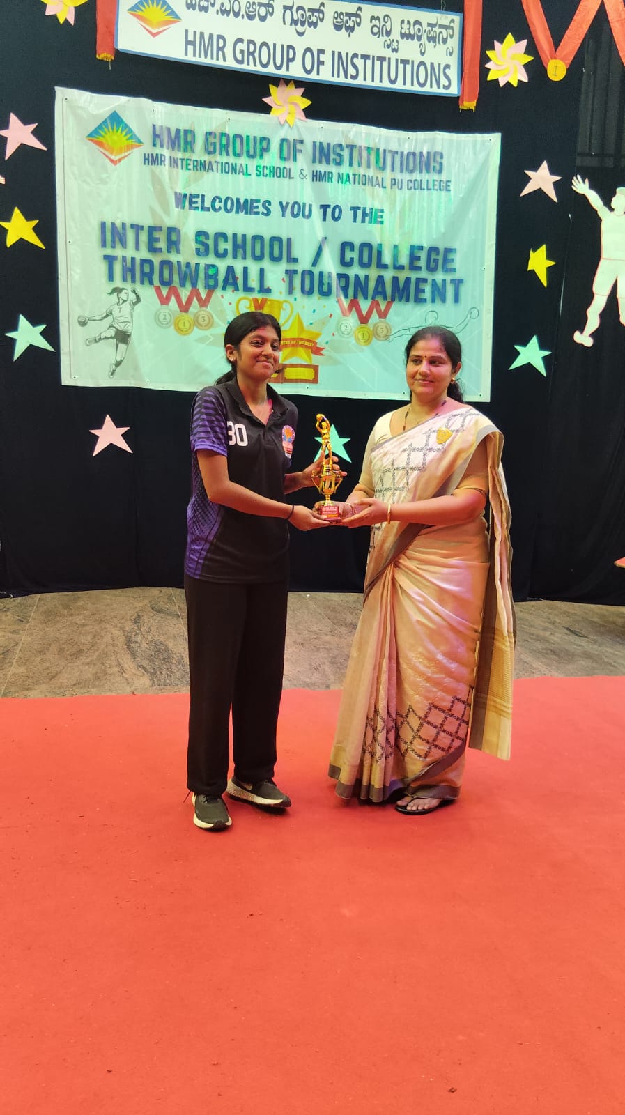 JGRV Ramamurthy Nagar Students Shine at Inter-School Throwball Competition (2)