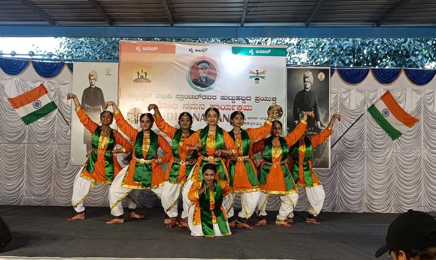 JGRVK – Ramamurthy Nagar Students Perform Vande Mataram at Yoddha Namana (2)