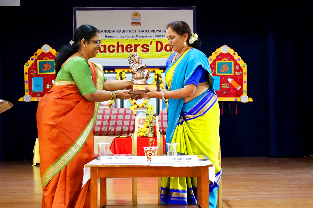 JGRVK – Ramamurthy Nagar Celebrated Teacher’s Day (2)