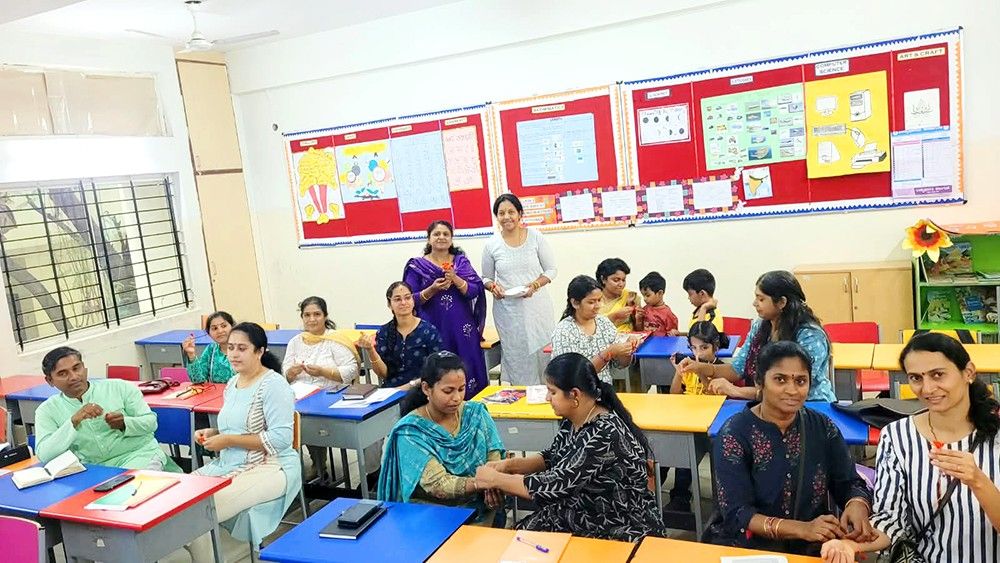 JGRVK – Ramamurthy Nagar Students Celebrate Raksha Bandhan Through Community Outreach in Bengaluru (6)