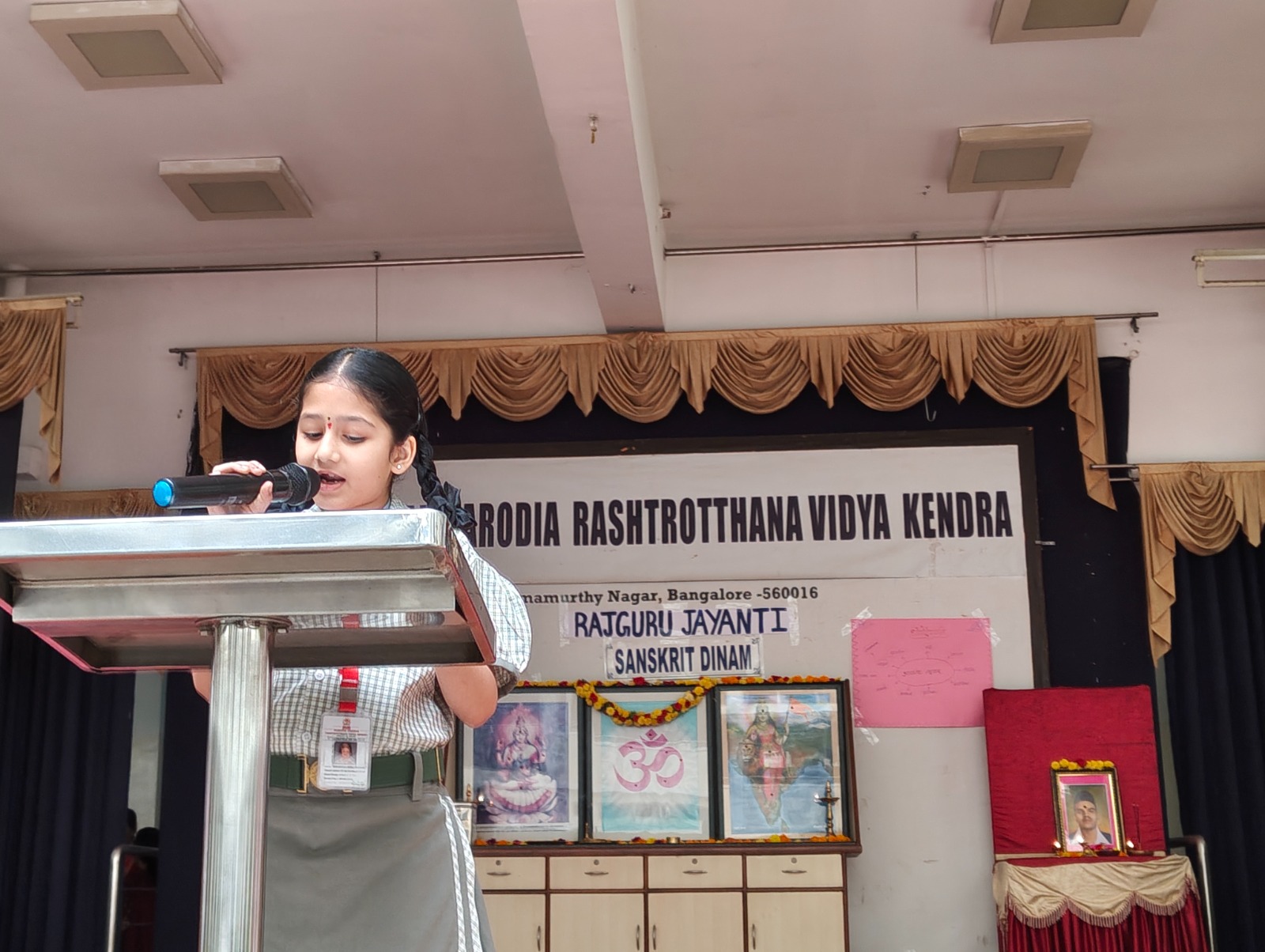 Students Highlight Heroism of Freedom Fighter on Rajguru Jayanti at JGRVK - Ramamurthy Nagar (3)