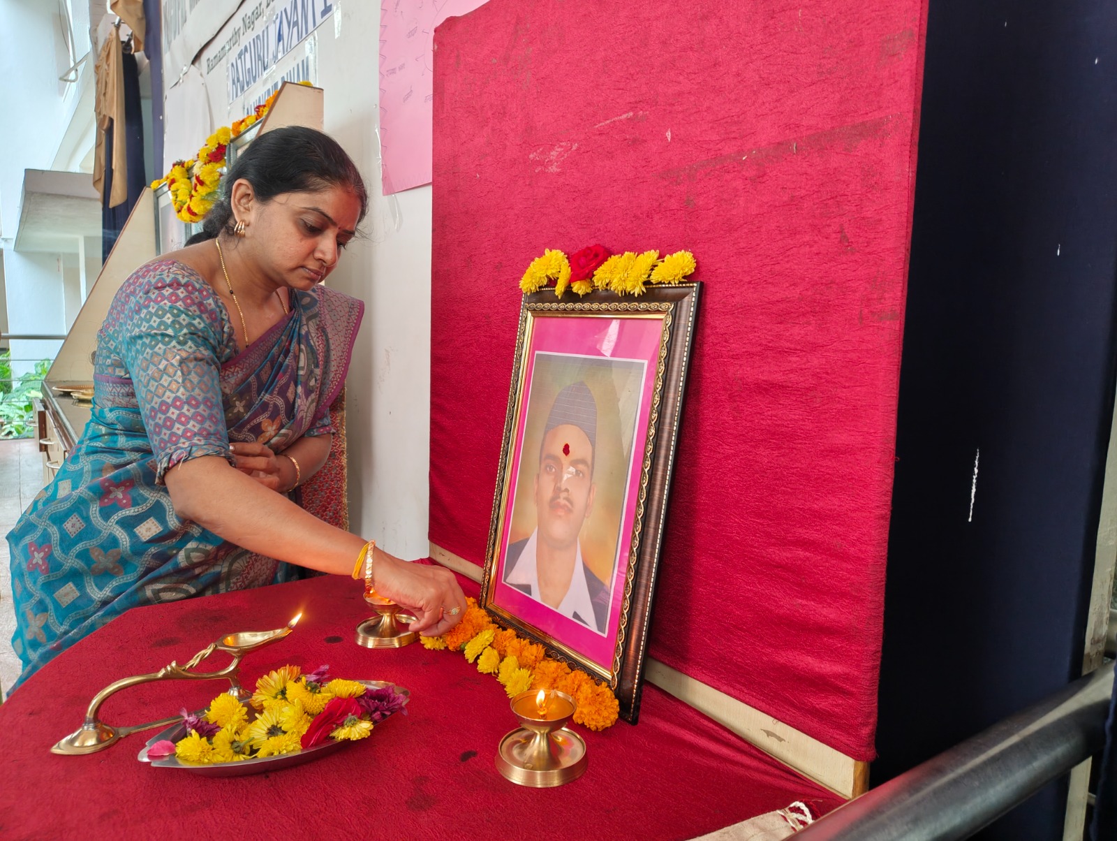 Students Highlight Heroism of Freedom Fighter on Rajguru Jayanti at JGRVK - Ramamurthy Nagar (5)