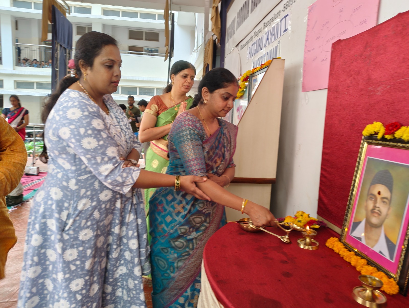 Students Highlight Heroism of Freedom Fighter on Rajguru Jayanti at JGRVK - Ramamurthy Nagar (7)